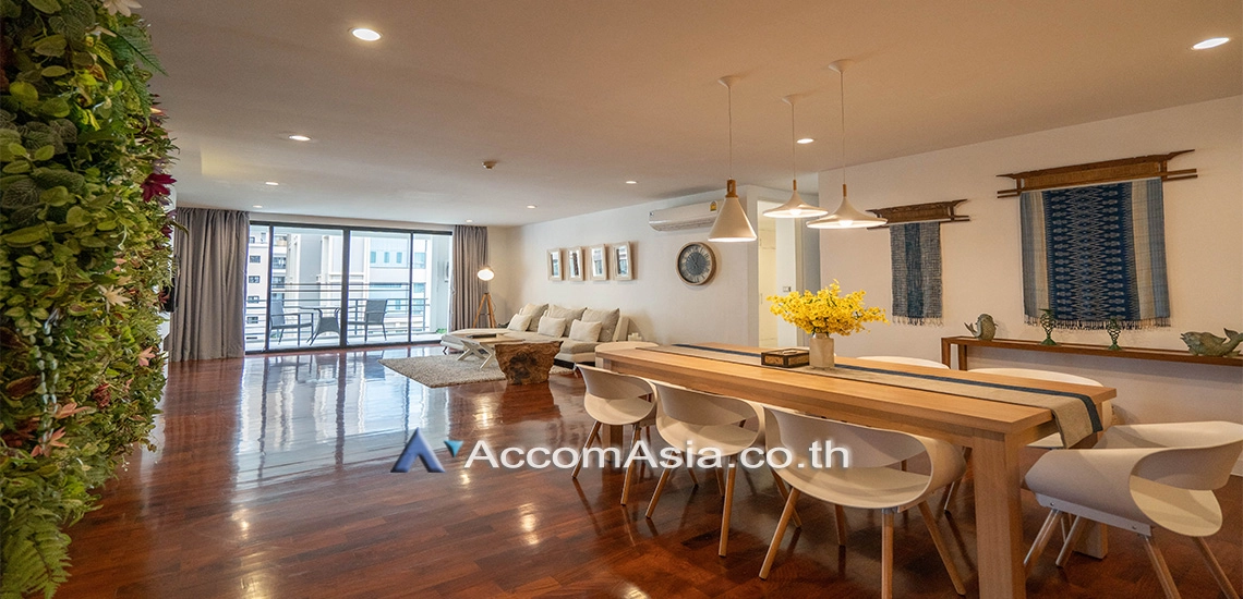  1  4 br Apartment For Rent in Ploenchit ,Bangkok BTS Chitlom - MRT Lumphini at Low-Rise Cozy Apartment, 5 mins walk to Lumpini park 1412442