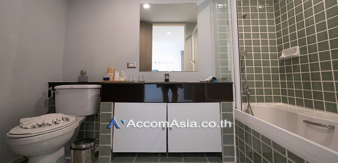 11  4 br Apartment For Rent in Ploenchit ,Bangkok BTS Chitlom - MRT Lumphini at Low-Rise Cozy Apartment, 5 mins walk to Lumpini park 1412442