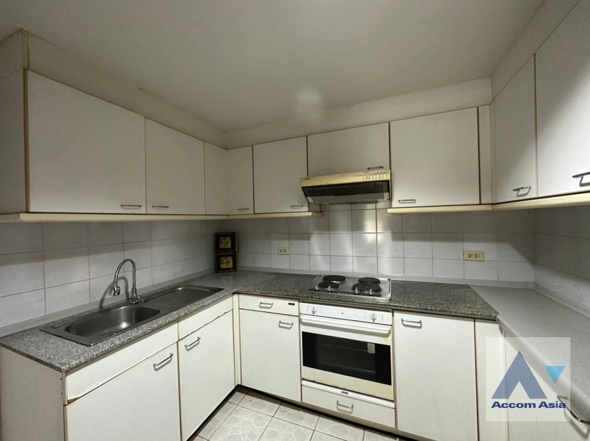 5  3 br Condominium For Sale in Rama 3 ,Bangkok BRT Thanon Chan at Liang Garden 1412444