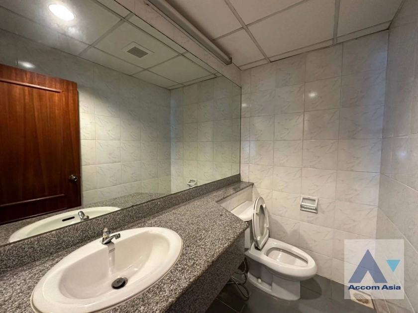 14  3 br Condominium For Sale in Rama 3 ,Bangkok BRT Thanon Chan at Liang Garden 1412444