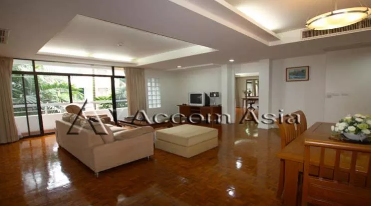 Pet friendly |  3 Bedrooms  Apartment For Rent in Sukhumvit, Bangkok  near BTS Phrom Phong (1412457)