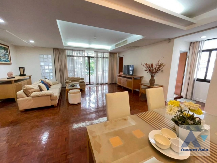 unitPet friendly |  3 Bedrooms  Apartment For Rent in Sukhumvit, Bangkok  near BTS Phrom Phong (1412459)