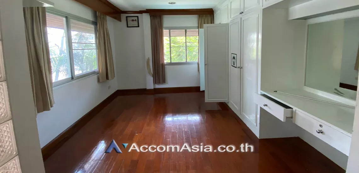 16  3 br House For Rent in Sukhumvit ,Bangkok BTS Phrom Phong at House in Compound 1512466