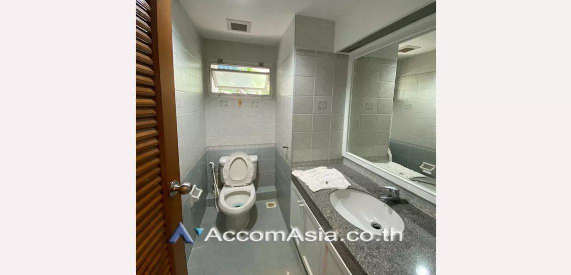 22  3 br House For Rent in Sukhumvit ,Bangkok BTS Phrom Phong at House in Compound 1512466