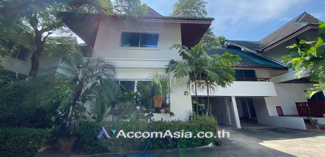  2  3 br House For Rent in Sukhumvit ,Bangkok BTS Phrom Phong at House in Compound 1512466