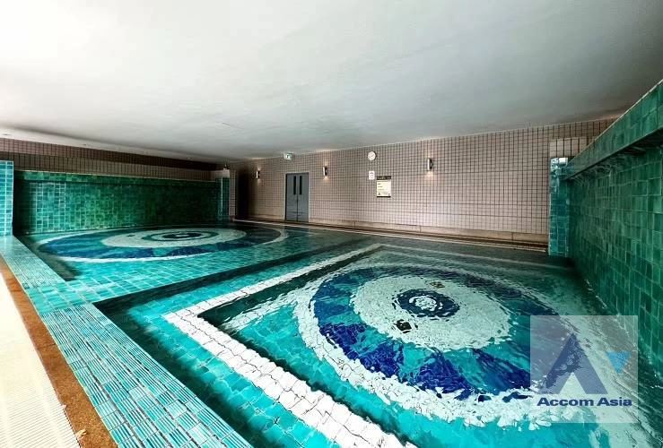 25  3 br Condominium For Rent in Ploenchit ,Bangkok BTS Ploenchit at All Seasons Mansion 1512472