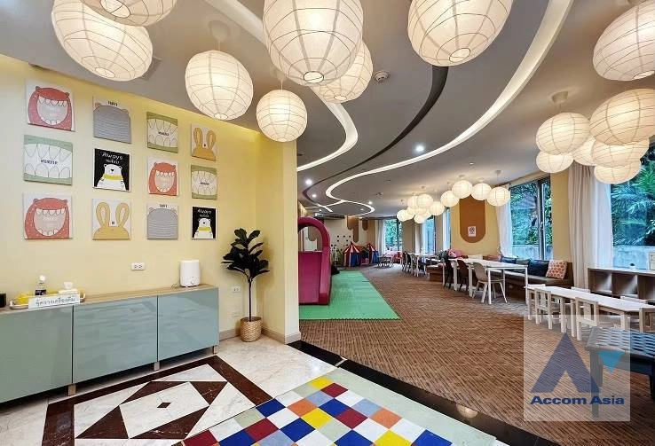 23  3 br Condominium For Rent in Ploenchit ,Bangkok BTS Ploenchit at All Seasons Mansion 1512472