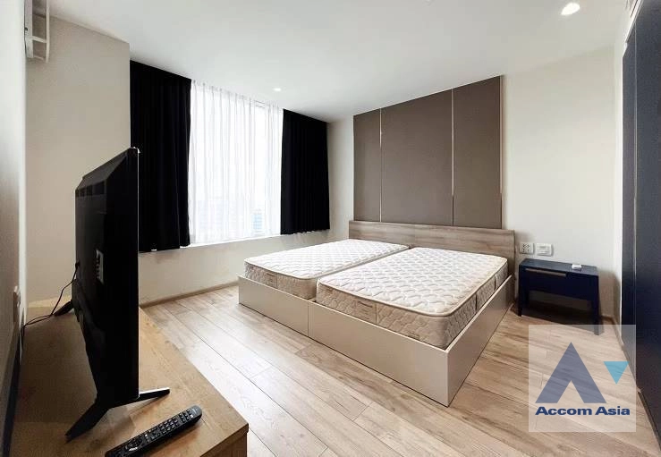 12  3 br Condominium For Rent in Ploenchit ,Bangkok BTS Ploenchit at All Seasons Mansion 1512472