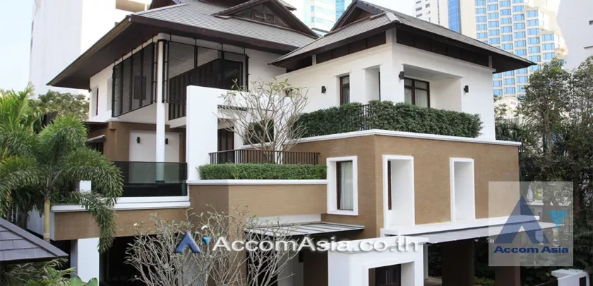  2  4 br House For Rent in Sukhumvit ,Bangkok BTS Asok - MRT Sukhumvit at House with pool Exclusive compound 1512511