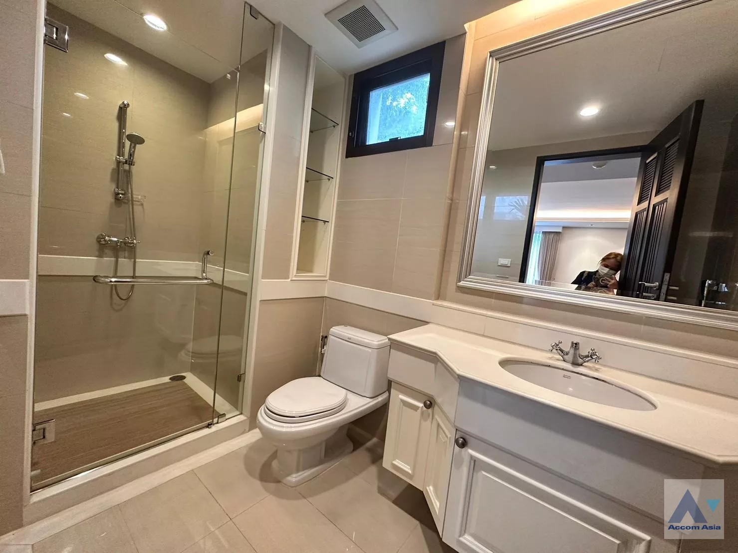 23  4 br House for rent and sale in Sukhumvit ,Bangkok BTS Asok - MRT Sukhumvit at House with pool Exclusive compound 1812512