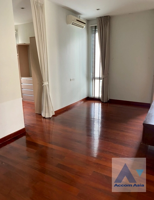 12  4 br House For Rent in Sukhumvit ,Bangkok BTS Phrom Phong 2312572