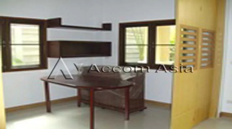 4  4 br House For Rent in Ratchadaphisek ,Bangkok  at Peaceful Compound 1812605