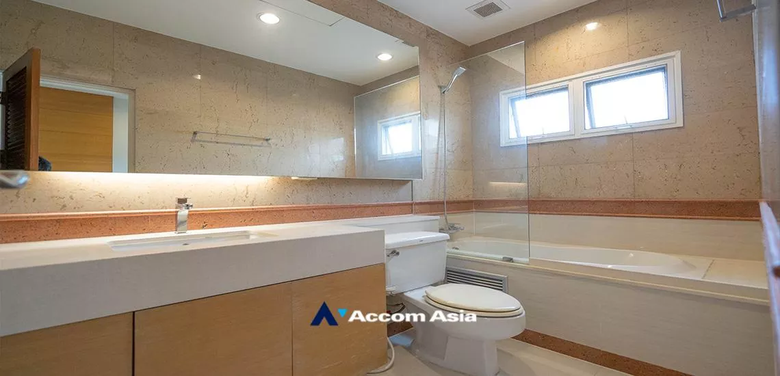 19  4 br Apartment for rent and sale in Sukhumvit ,Bangkok BTS Thong Lo at Greenery area in CBD 10105