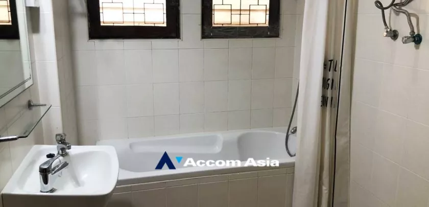 8  2 br House for rent and sale in Sukhumvit ,Bangkok BTS Nana at Homely atmosphere 1812612