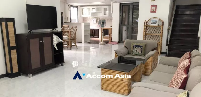 1  2 br House for rent and sale in Sukhumvit ,Bangkok BTS Nana at Homely atmosphere 1812612