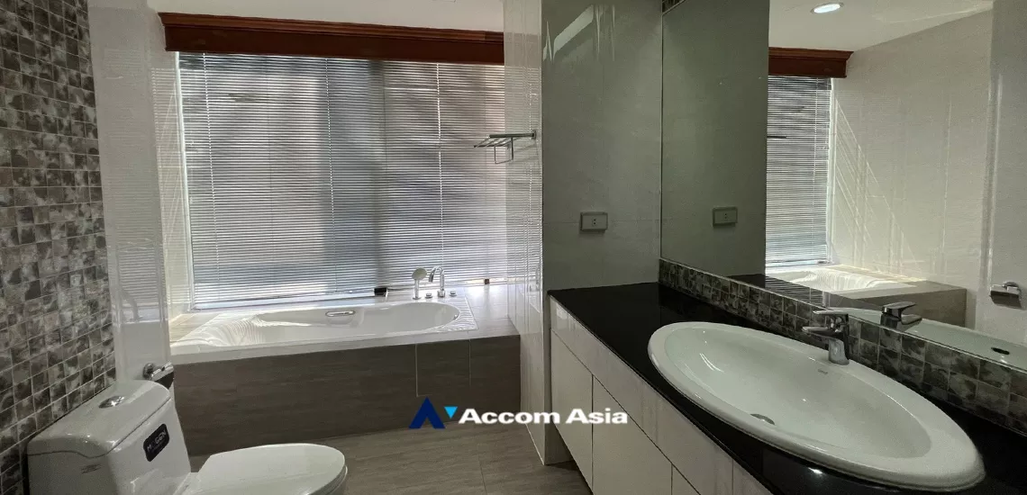 17  3 br Condominium For Rent in Sathorn ,Bangkok MRT Khlong Toei at Baan Yen Akard 20543