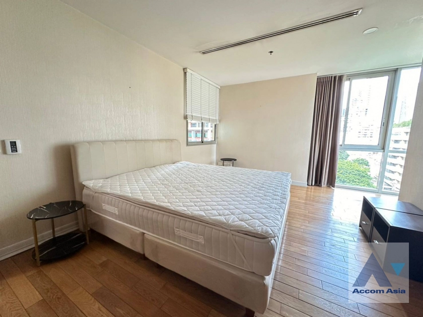 6  2 br Condominium for rent and sale in Silom ,Bangkok BTS Sala Daeng - MRT Silom at The Legend Saladaeng 1512622