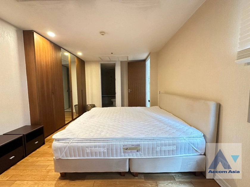 12  2 br Condominium for rent and sale in Silom ,Bangkok BTS Sala Daeng - MRT Silom at The Legend Saladaeng 1512622