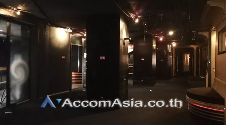 unit Retail / showroom For Rent in Sukhumvit, Bangkok  near BTS Asok - MRT Sukhumvit (1412631)