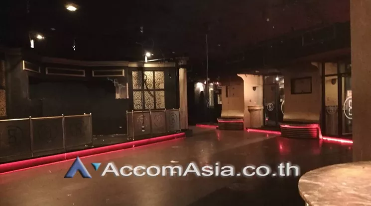 unit Retail / showroom For Rent in Sukhumvit, Bangkok  near BTS Asok - MRT Sukhumvit (1412631)