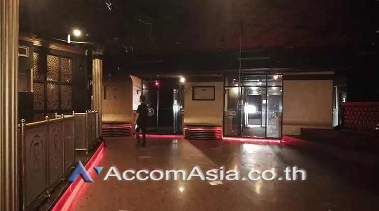 unit Retail / showroom For Rent in Sukhumvit, Bangkok  near BTS Asok - MRT Sukhumvit (1412631)