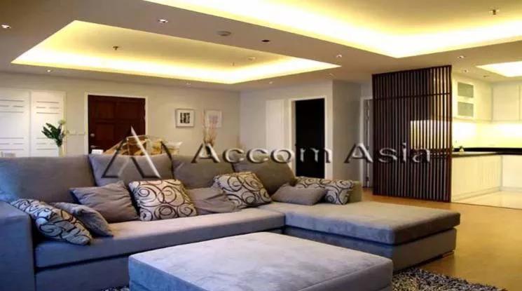 unit 2 Bedrooms  Condominium For Rent in Sukhumvit, Bangkok  near BTS Phrom Phong (1512711)