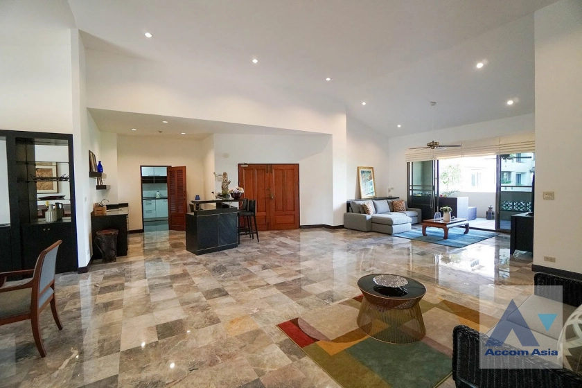  The exclusive private living Apartment  3 Bedroom for Sale & Rent BTS Phrom Phong in Sukhumvit Bangkok