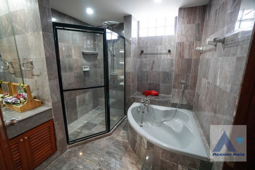 29  3 br Apartment for rent and sale in Sukhumvit ,Bangkok BTS Phrom Phong at The exclusive private living 1412721