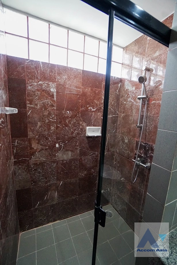 36  3 br Apartment for rent and sale in Sukhumvit ,Bangkok BTS Phrom Phong at The exclusive private living 1412721