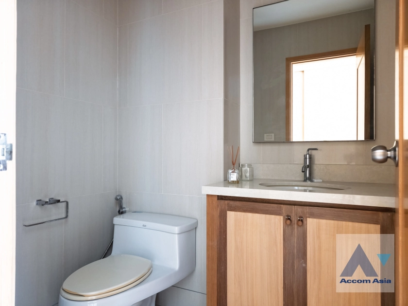 7  2 br Condominium for rent and sale in Sukhumvit ,Bangkok BTS Phrom Phong at The Emporio Place 1512731