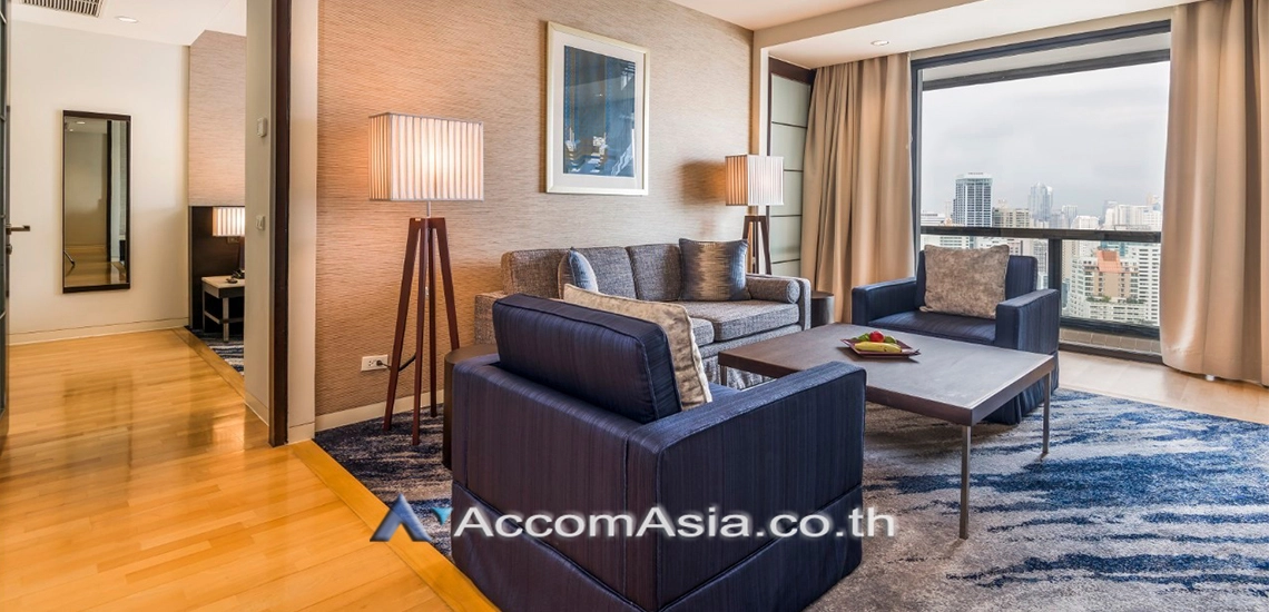  2 Bedrooms  Apartment For Rent in Sukhumvit, Bangkok  near BTS Phrom Phong (1412742)