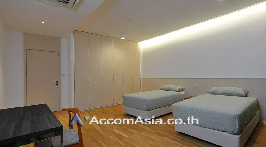 8  3 br Apartment For Rent in Sukhumvit ,Bangkok BTS Phrom Phong at High-Rise Serviced Apartment Near The Em District 1412782