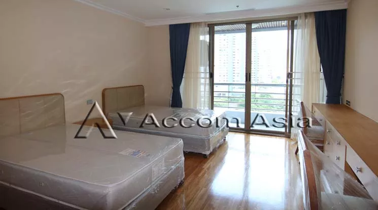 5  2 br Apartment For Rent in Sukhumvit ,Bangkok BTS Phrom Phong at High-Rise Serviced Apartment Near The Em District 1412783