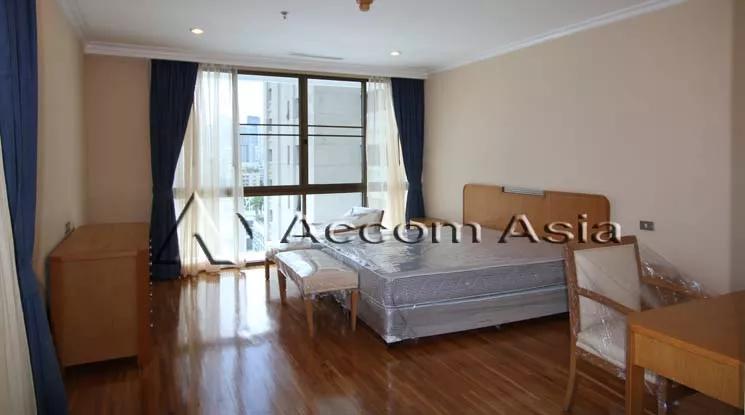 6  2 br Apartment For Rent in Sukhumvit ,Bangkok BTS Phrom Phong at High-Rise Serviced Apartment Near The Em District 1412783