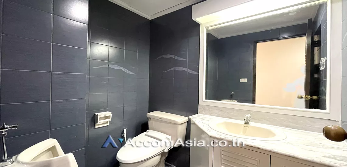 6  3 br Apartment For Rent in Sukhumvit ,Bangkok BTS Phrom Phong at Greenery garden and privacy 1412789