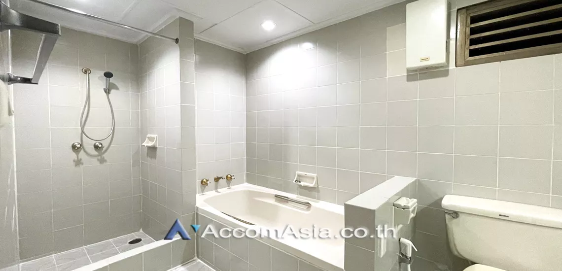 11  3 br Apartment For Rent in Sukhumvit ,Bangkok BTS Phrom Phong at Greenery garden and privacy 1412789