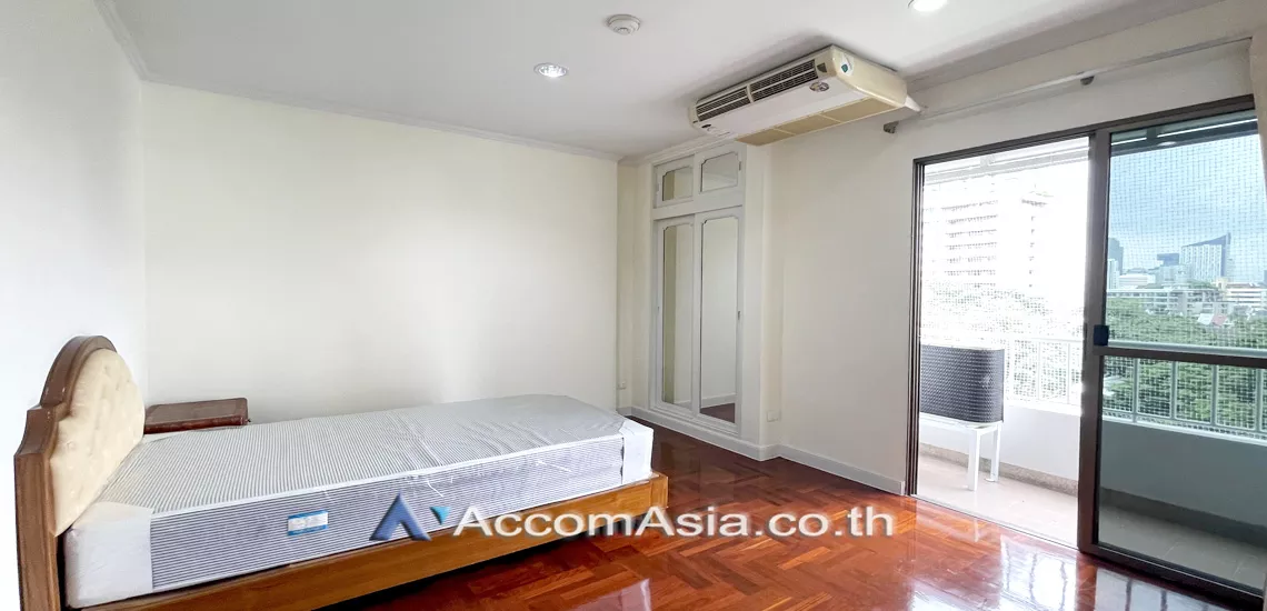 12  3 br Apartment For Rent in Sukhumvit ,Bangkok BTS Phrom Phong at Greenery garden and privacy 1412789
