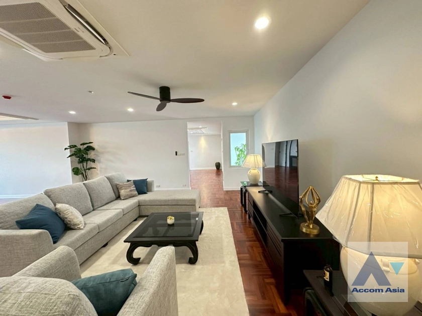 unitBig Balcony, Pet friendly |  4 Bedrooms  Apartment For Rent & Sale in Sukhumvit, Bangkok  near BTS Phrom Phong (20551)