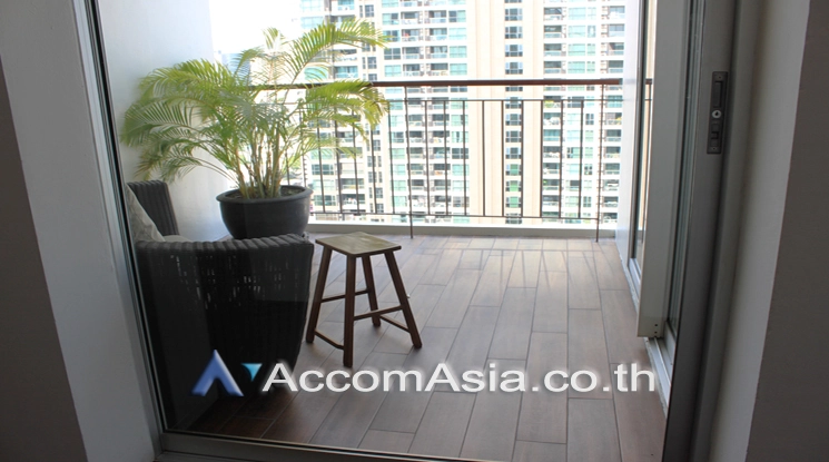 13  4 br Apartment For Rent in Silom ,Bangkok BTS Surasak at A Unique design and Terrace 1412826