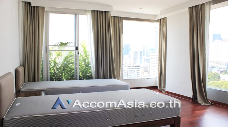 7  4 br Apartment For Rent in Silom ,Bangkok BTS Surasak at A Unique design and Terrace 1412826