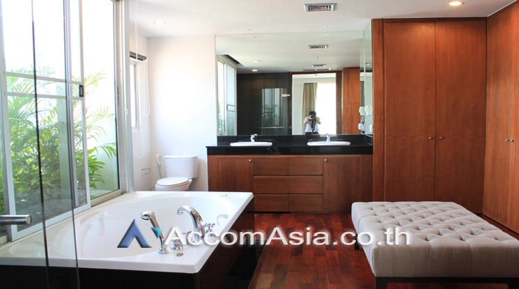 10  4 br Apartment For Rent in Silom ,Bangkok BTS Surasak at A Unique design and Terrace 1412826