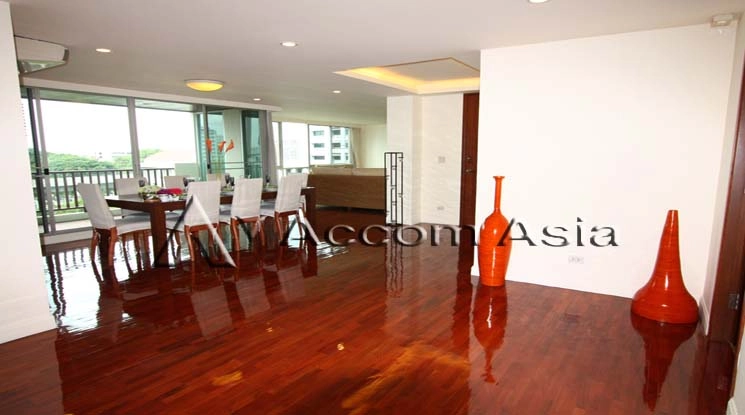 Pet friendly |  High-end Low Rise  Apartment  3 Bedroom for Sale & Rent BTS Surasak in Silom Bangkok
