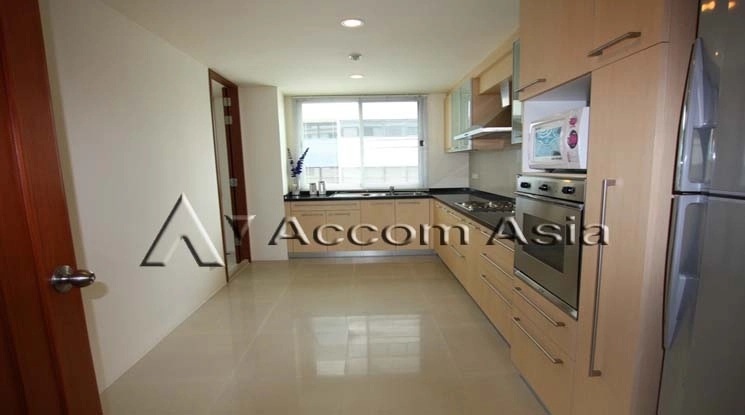 unitPet friendly |  3 Bedrooms  Apartment For Rent & Sale in Silom, Bangkok  near BTS Surasak (1512829)