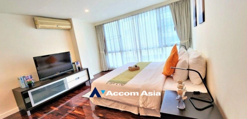 8  3 br Apartment For Rent in Silom ,Bangkok BTS Surasak at High-end Low Rise  1412831