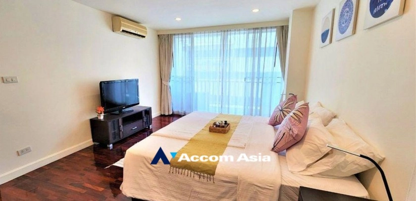 11  3 br Apartment For Rent in Silom ,Bangkok BTS Surasak at High-end Low Rise  1412831