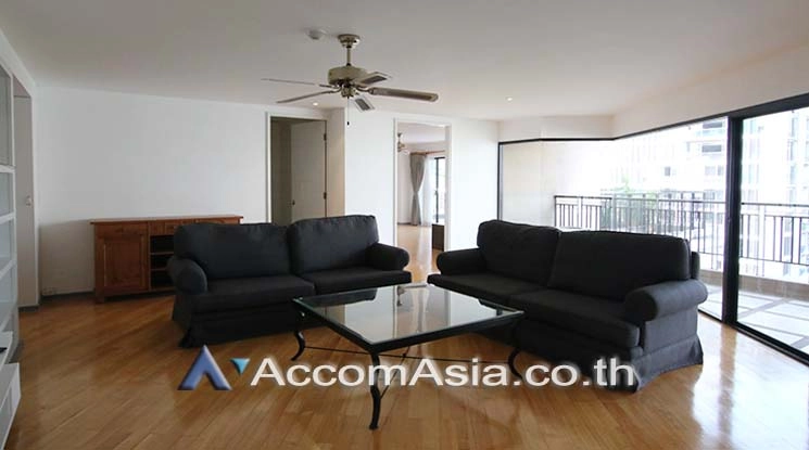 Pet friendly |  3 Bedrooms  Apartment For Rent in Sukhumvit, Bangkok  near BTS Phrom Phong (1412844)