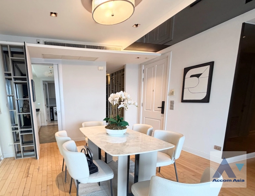 unit 2 Bedrooms  Condominium For Rent & Sale in Ploenchit, Bangkok  near BTS Ploenchit (1512846)