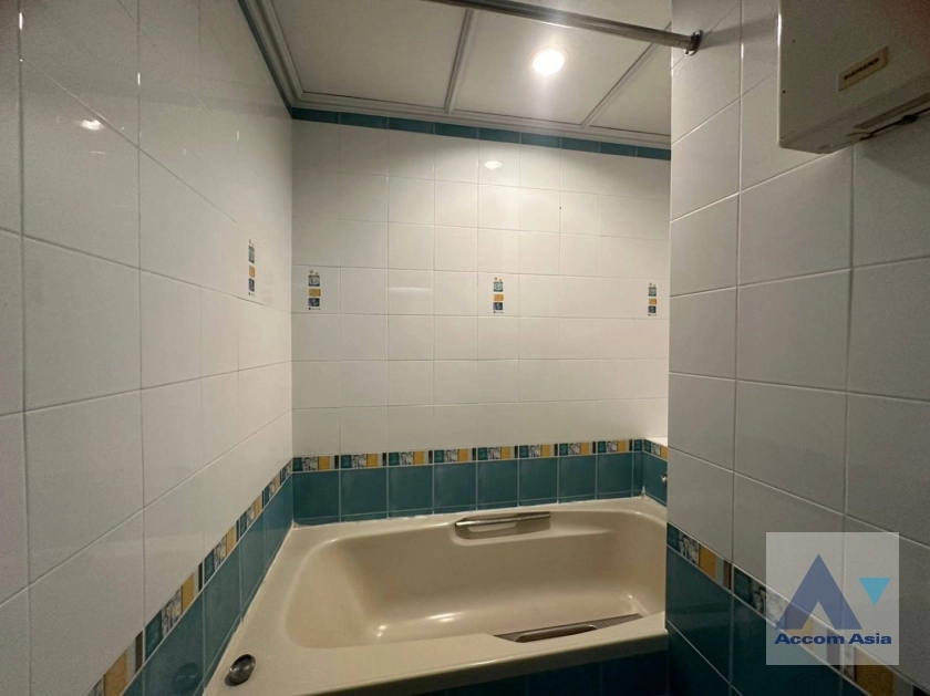 20  3 br Apartment for rent and sale in Sukhumvit ,Bangkok BTS Phrom Phong at Greenery garden and privacy 1412894