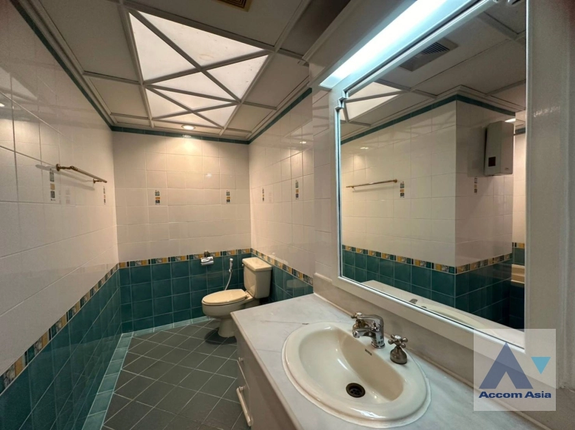 19  3 br Apartment for rent and sale in Sukhumvit ,Bangkok BTS Phrom Phong at Greenery garden and privacy 1412894