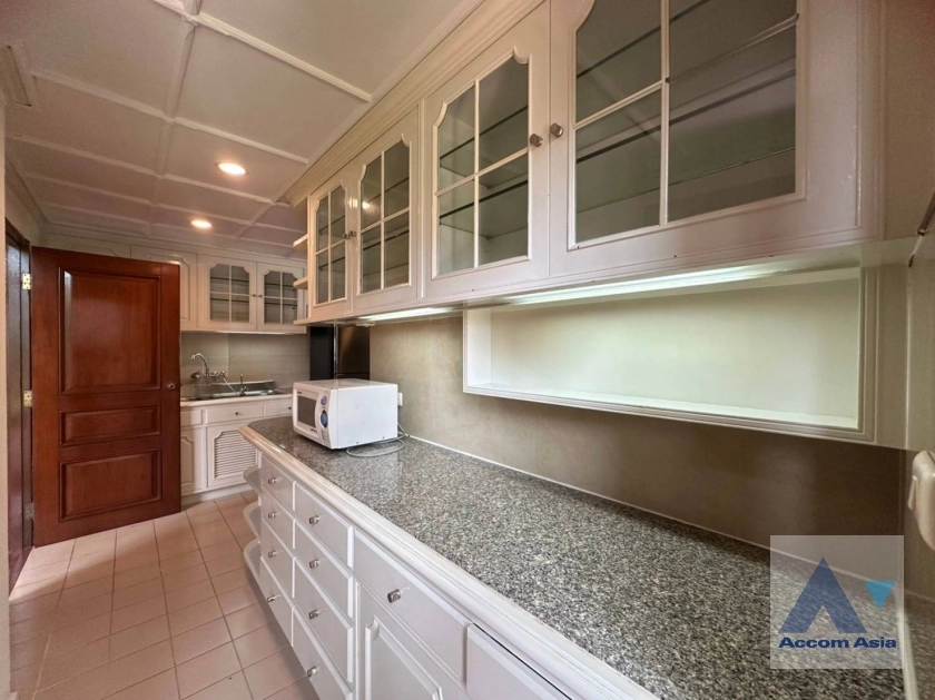 6  3 br Apartment for rent and sale in Sukhumvit ,Bangkok BTS Phrom Phong at Greenery garden and privacy 1412894